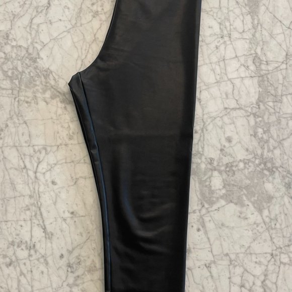 Abercrombie & Fitch Vegan Leather Leggings Women's Size L - Picture 2 of 4